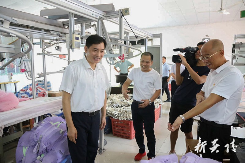 尹朝晖在鹿原镇调研乡村振兴3