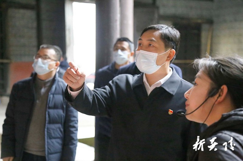 尹朝晖在乡镇和园区调研“三基地”建设3