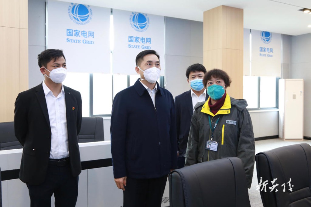 尹朝晖夏胜利等县领导看望慰问驻炎部队官兵、消防救援人员及民生保障部门职工2