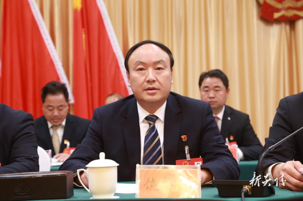 炎陵县第十八届人民代表大会第三次会议胜利闭幕4