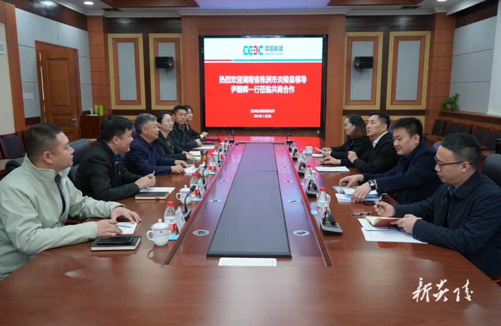 尹朝晖带队赴北京开展招商引资工作