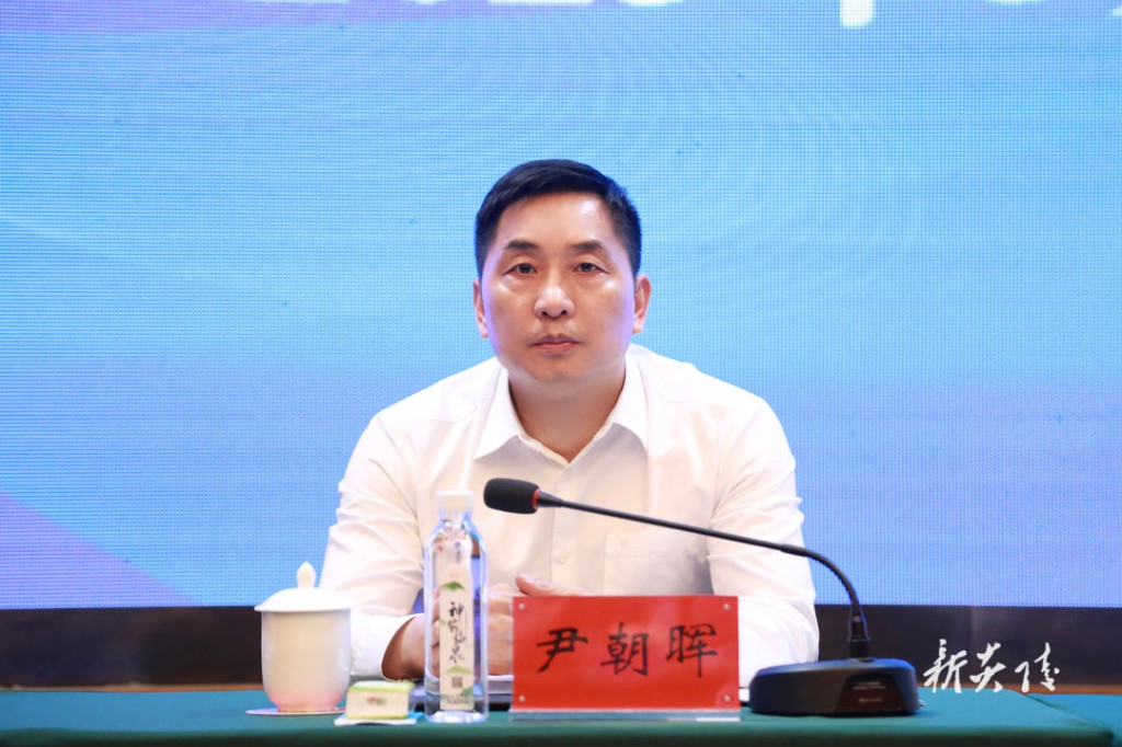 县委理论学习中心组举行2023年第六次集中(扩大)学习1