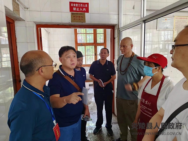 策源乡:市爱卫办来乡督查国家卫生乡创建工作