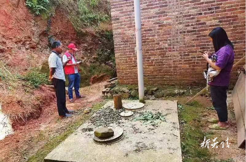 鹿原镇推进农村户厕摸排整改“回头看”工作