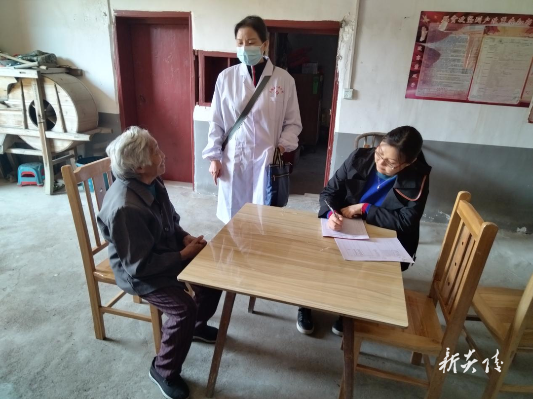 下村乡开展上门评残工作