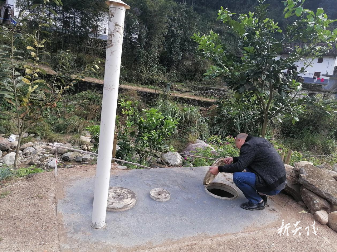 垄溪乡:改好“小厕所”,服务“大民生”