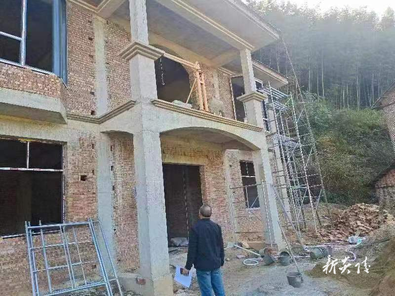 沔渡镇:全面摸排自建房 筑牢房屋“安全线”