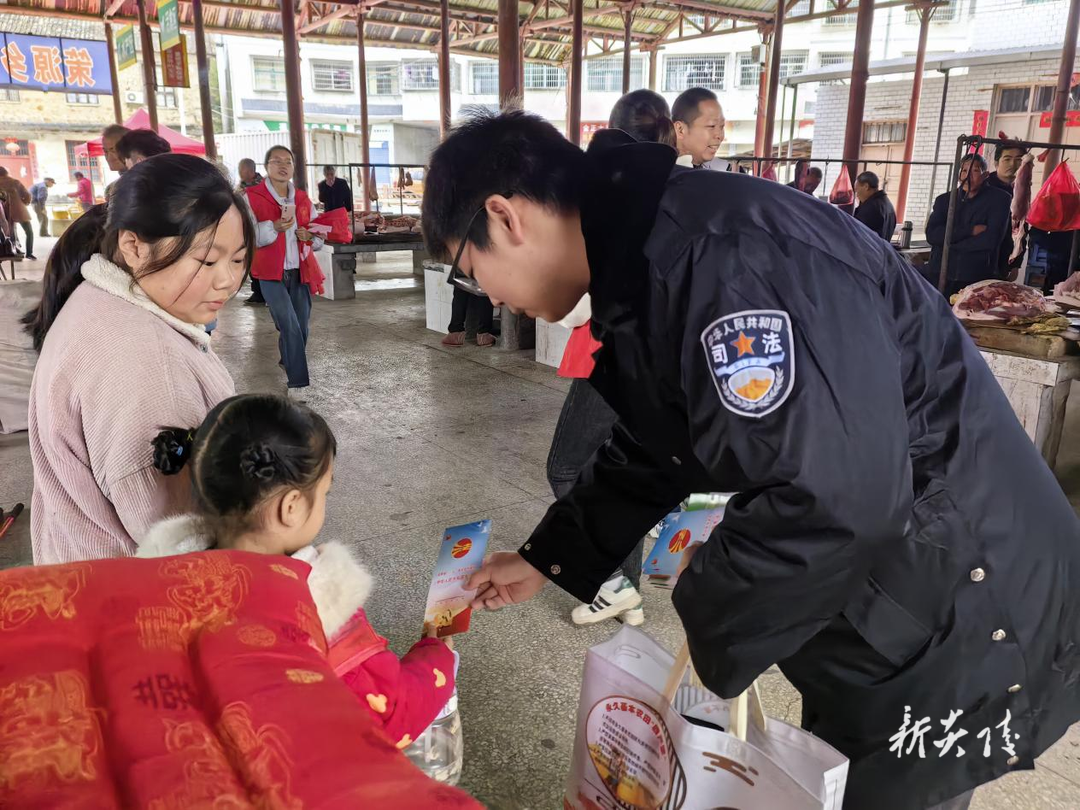 策源乡:利剑护蕾 “未”你而来