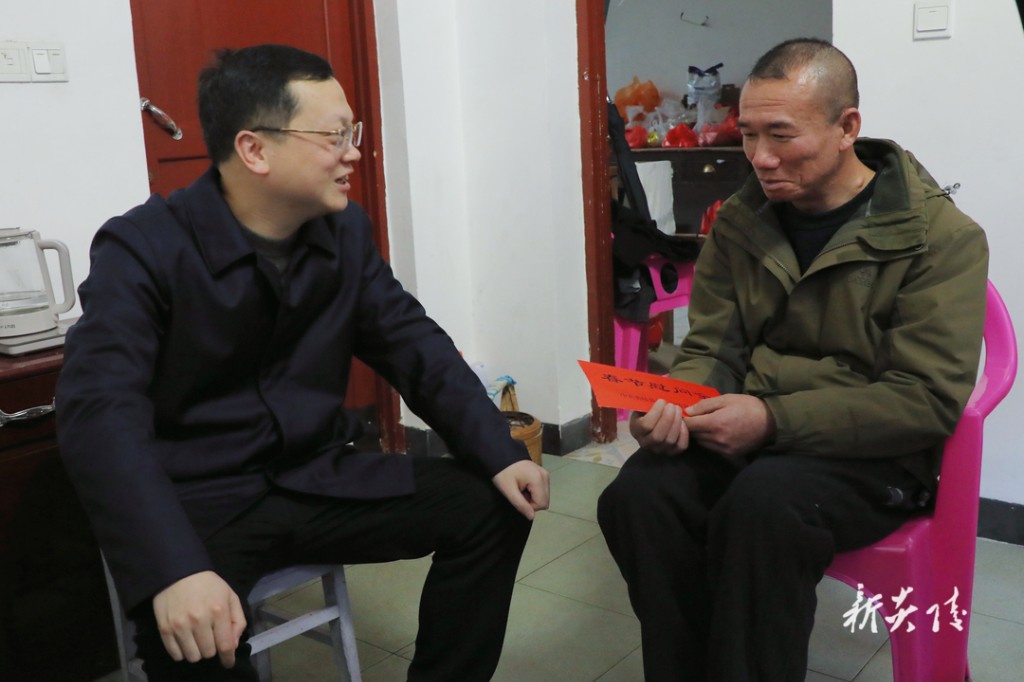 夏胜利开展春节前走访慰问3