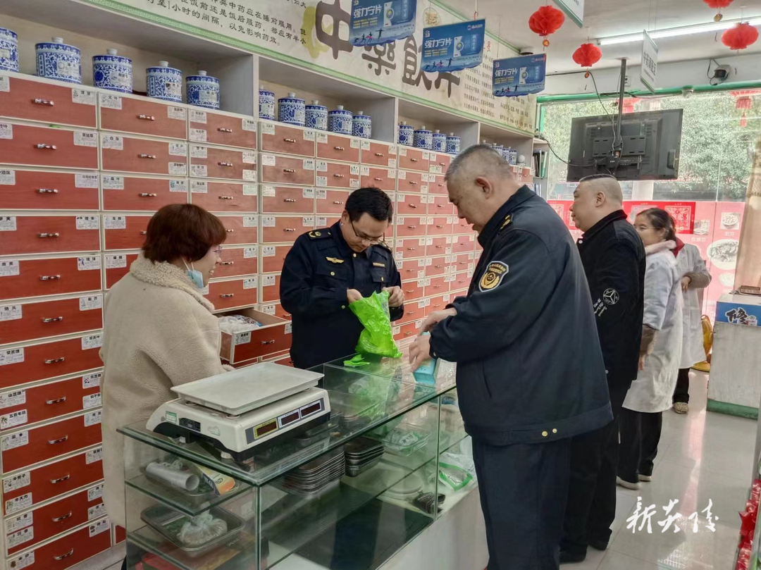 开展药品、医疗器械安全排查整治专项行动