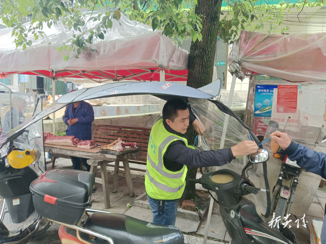 垄溪乡:“一盔一带”常抓不懈 安全守护伴您同行