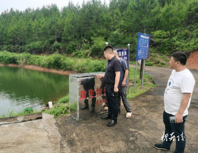 鹿原镇:防汛备汛工作检查 筑牢汛期安全屏障