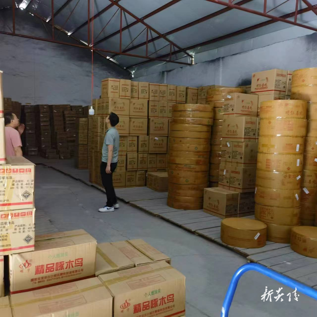 霞阳镇:防患未“燃” 拉紧烟花爆竹“安全弦”