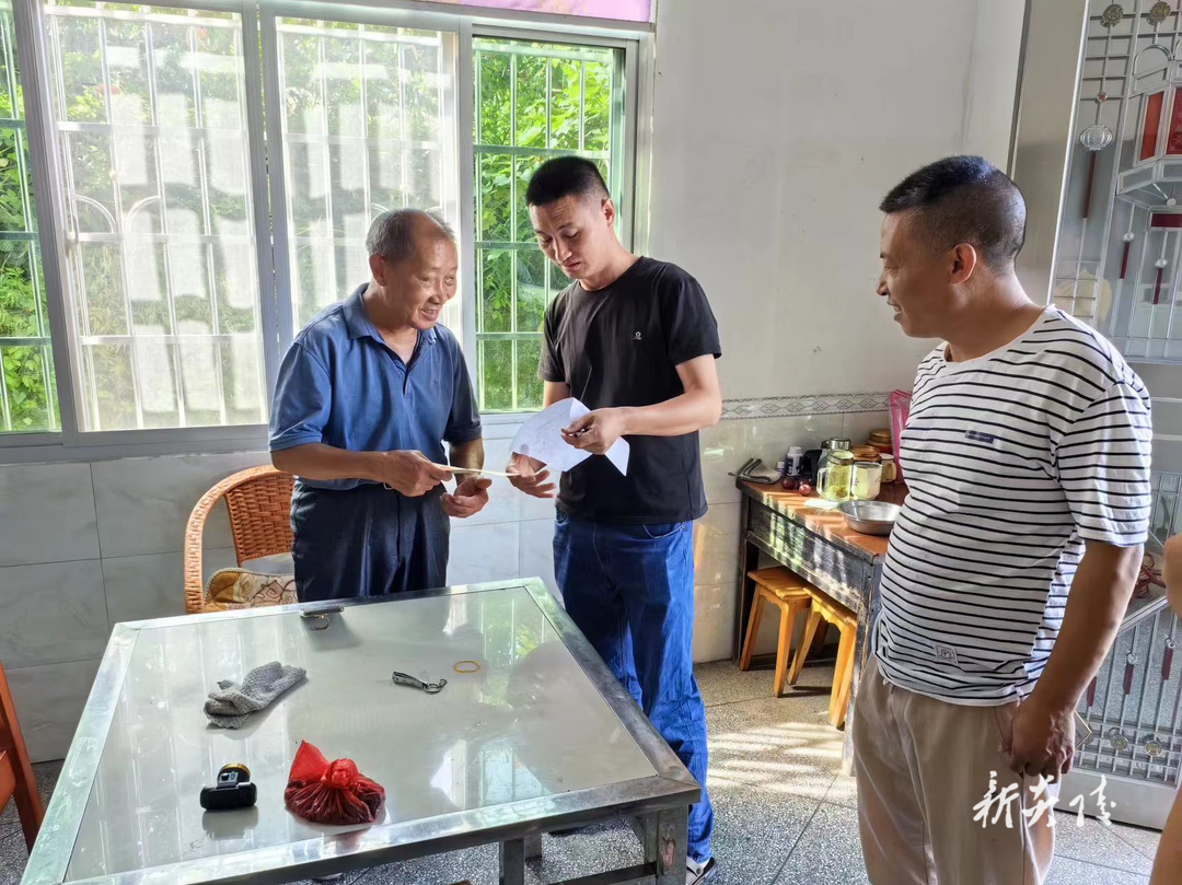 下村乡:声声关怀暖人心 浓浓问候传党情