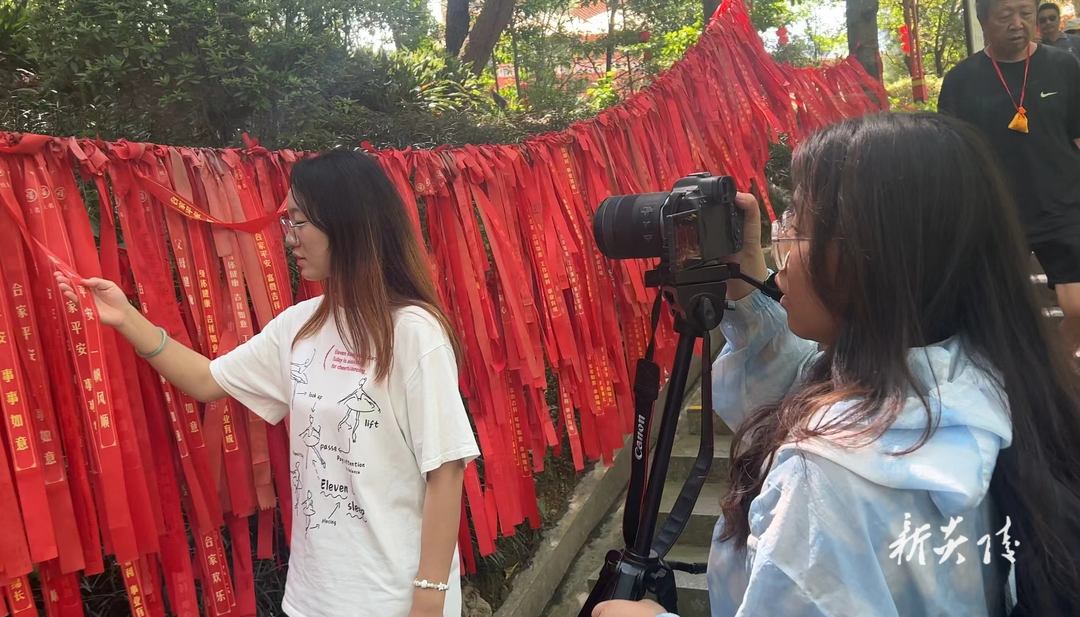 武汉传媒学院师生来炎陵调研基层治理工作