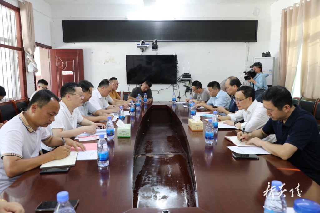 阳望平来炎陵调研灾后重建情况1