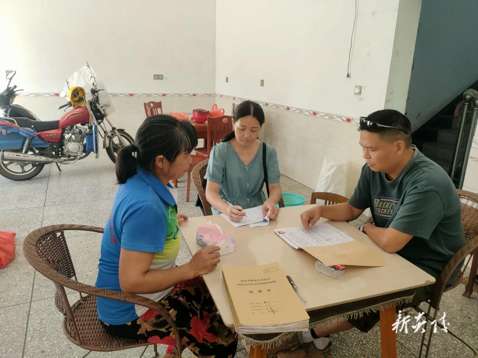 霞阳镇扎实开展2025年度新增奖励扶助对象入户核查工作