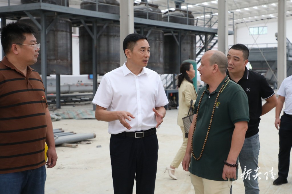 尹朝晖到高新区宣讲党的二十届三中全会精神并调研“两重”“两新”送解优专项行动1