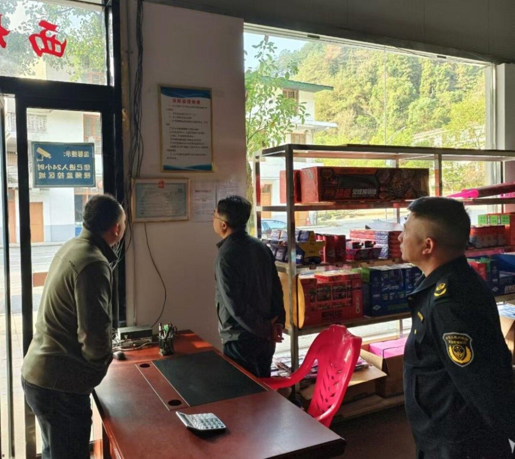 f2e68c1ddf54f72472e9222314717112a35f91fd1732610525577