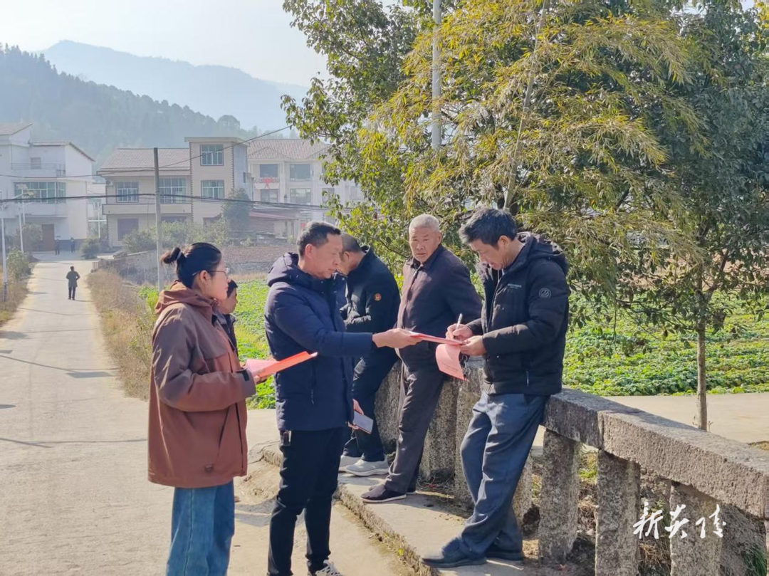 沔渡镇开展森林防火宣传 紧绷安全“防火弦”