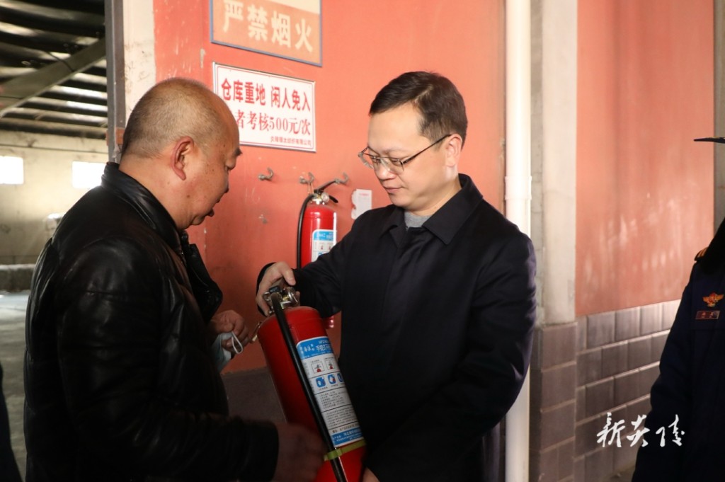 夏胜利督导检查安全生产和森林防火工作