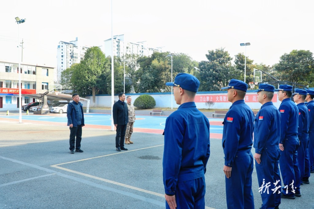 尹朝晖开展春节前走访慰问活动1