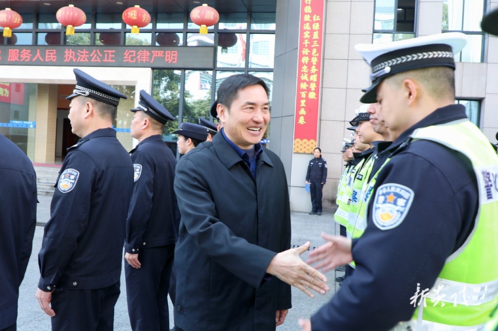 尹朝晖开展春节前走访慰问活动2