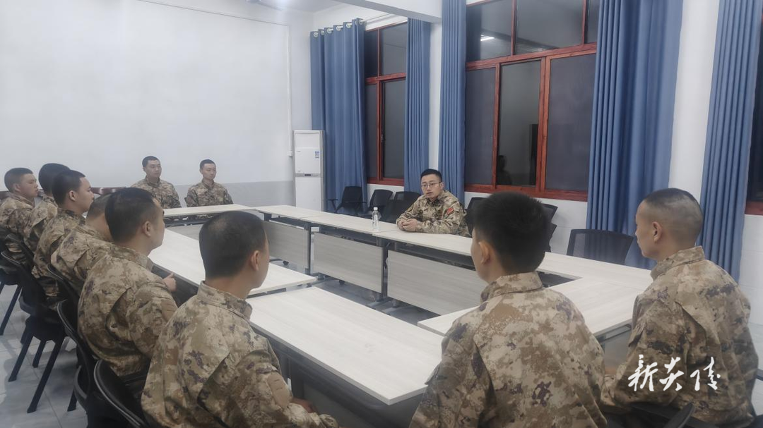 霞阳镇:暖心慰问鼓士气 热血青年踏征程