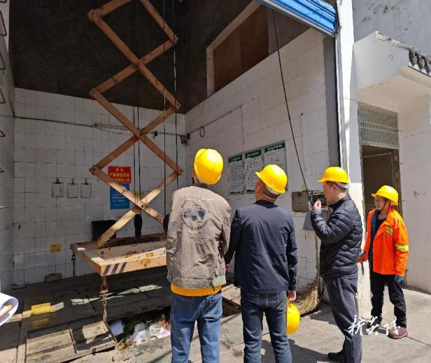 县城管局开展环卫安全专项检查 筑牢清明假期保障防线