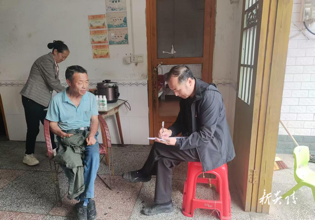 沔渡镇:“敲门行动”暖人心 安全防范入民心