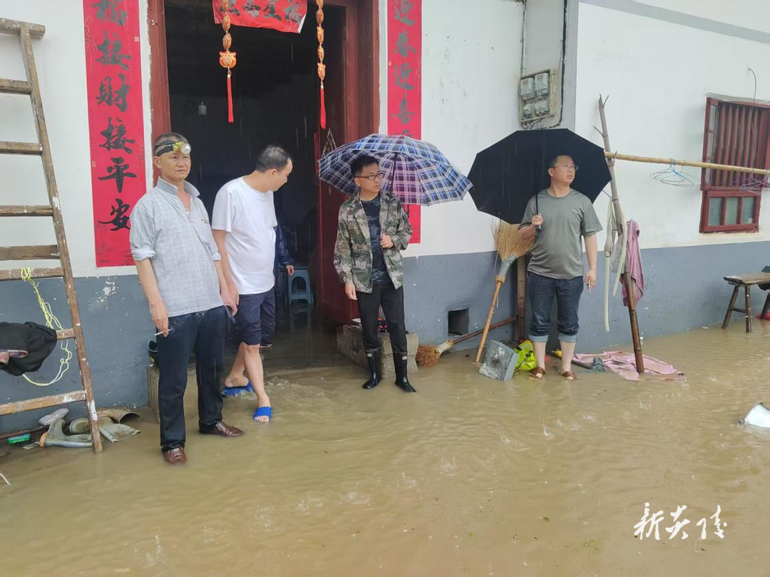 霞阳镇多并举应对强降雨 筑牢防汛“安全堤”