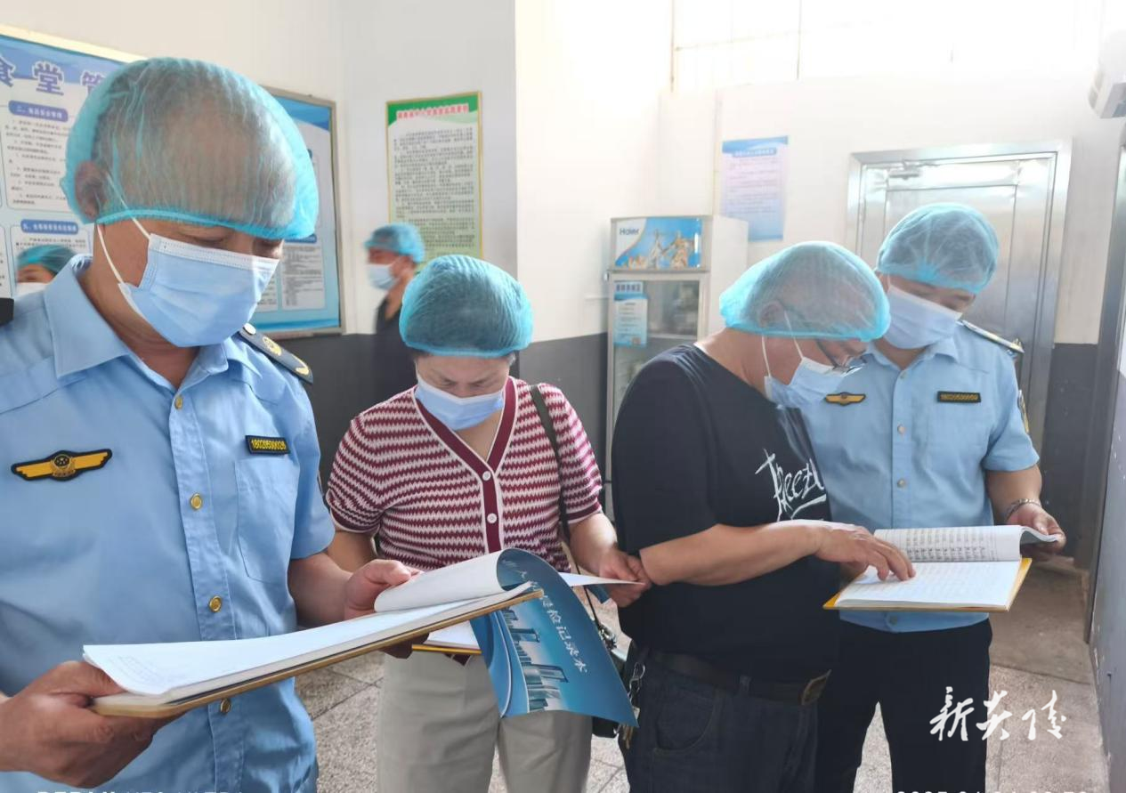 县市场监管局多举措护航高考期间食品安全