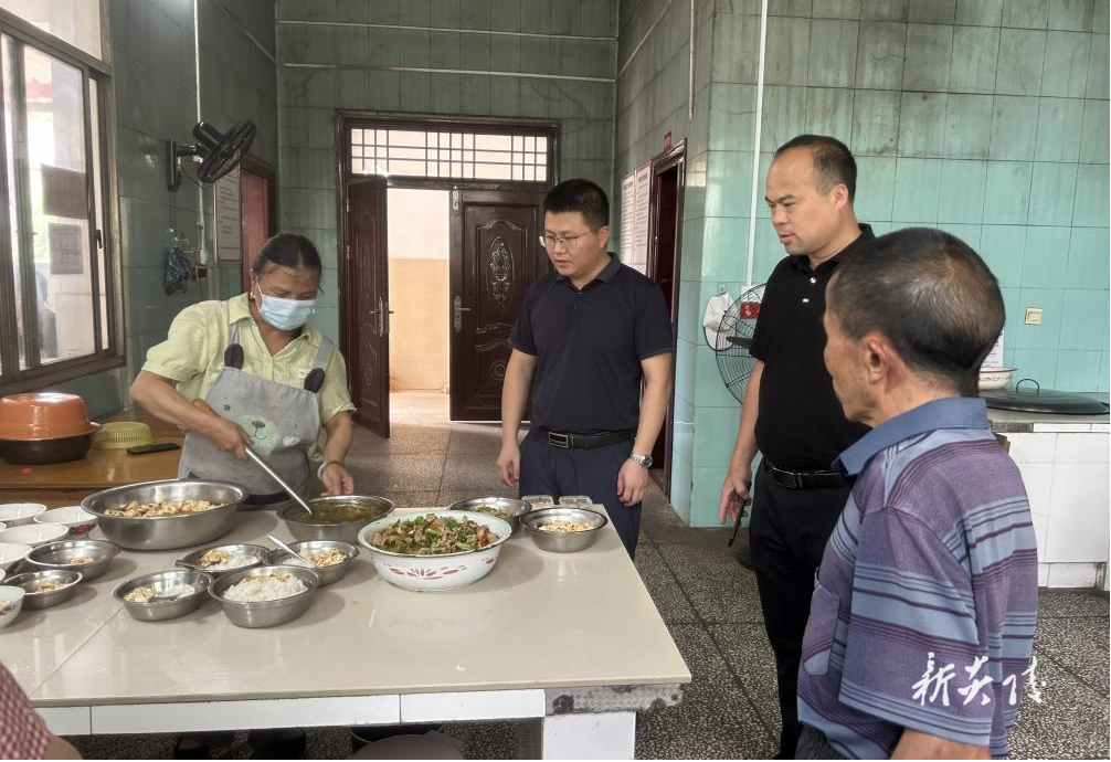 沔渡镇:护航养老“食事” 筑牢“舌尖安全”