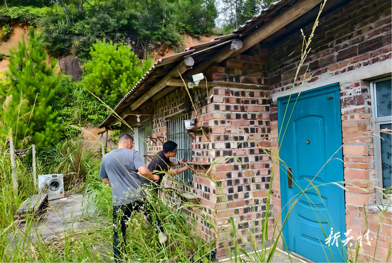 船形乡开展“打非治违”专项行动(1)