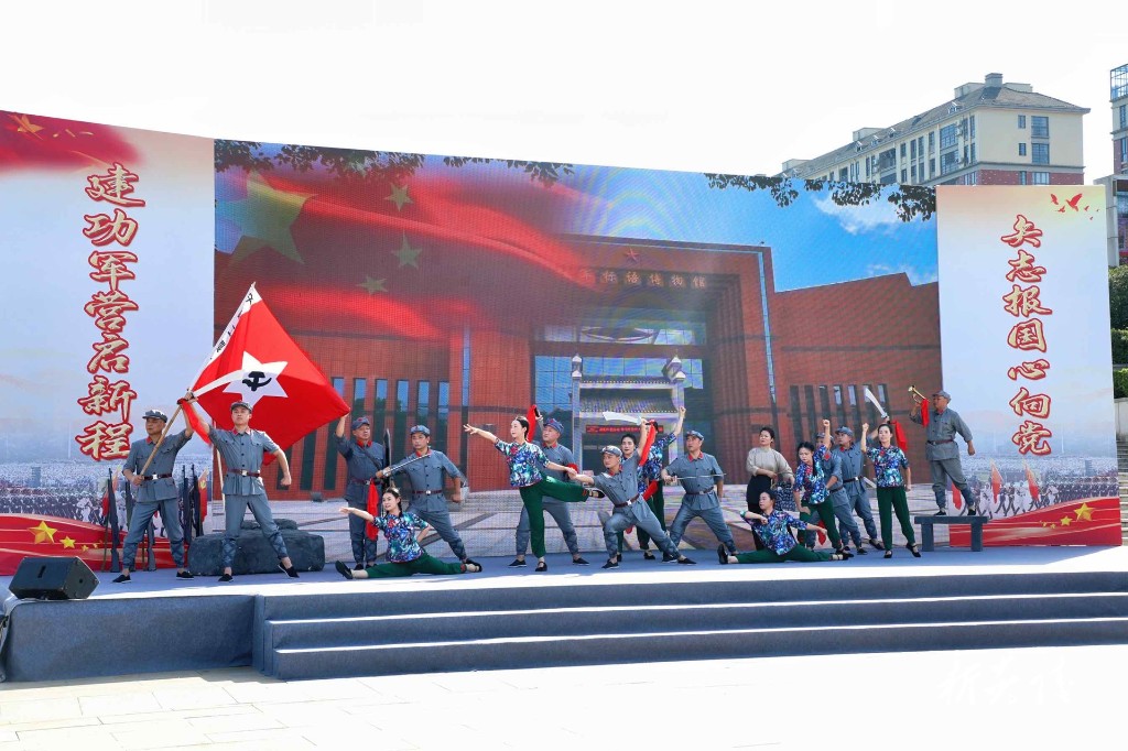 炎陵县欢送2025年下半年新兵3