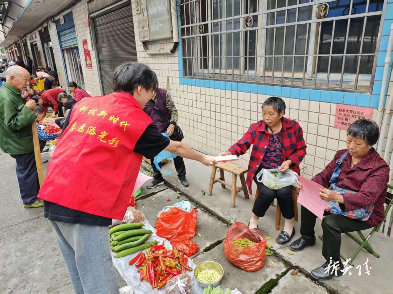 策源乡:“扫黄打非”在行动 文明新风入人心