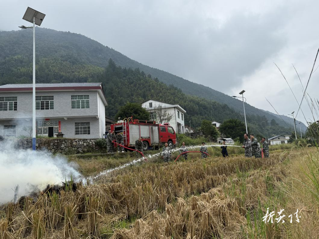 策源乡开展森林防灭火应急演练 筑牢安全“防火墙”