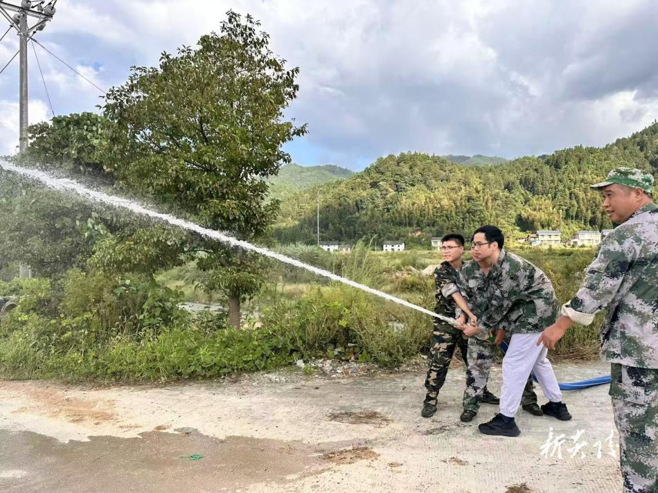 沔渡镇开展森林火灾应急演练