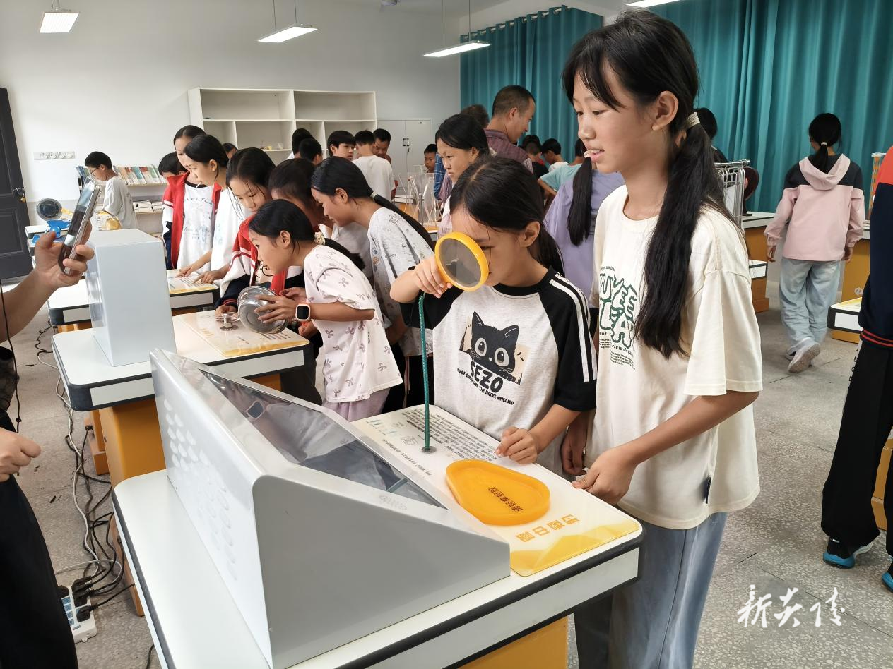 县科协:科普进校园 科学润童心