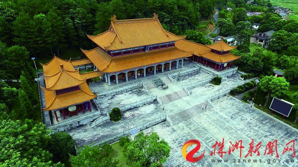 航拍炎帝陵。株洲日报记者 谭浩瀚摄