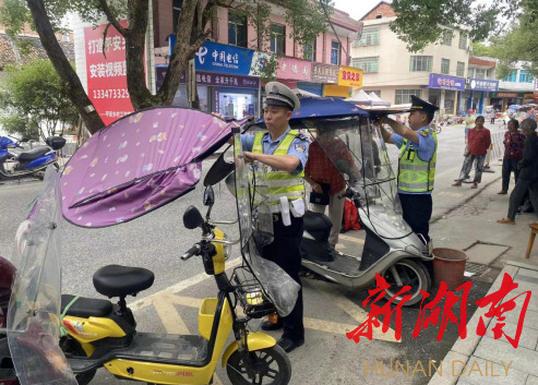 炎陵联合执法整治交通顽瘴痼疾