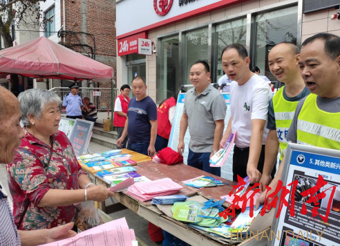 炎陵联合执法整治交通顽瘴痼疾